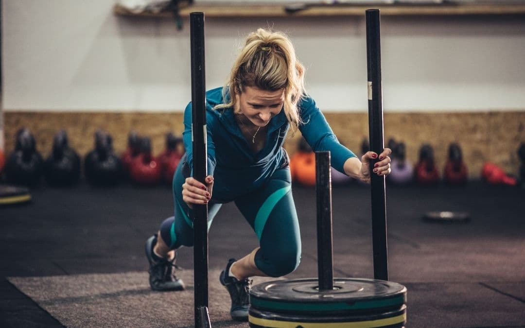 CÓMO COMBINAR CARDIO Y FUERZA SIN PERDER MÚSCULO